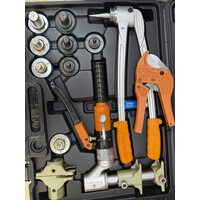 Гидравлический пресс инструмент для сшитого полиэтилена 16-32 мм TIM FT1240B-QC, с 8 насадками