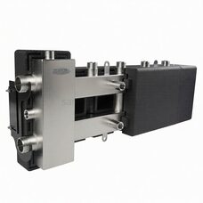 Гидравлический разделитель совмещенный с коллектором из нерж. Стали на 3 контура М2+1 в теплоизоляции ZSb.1502.S.M2+1