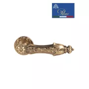Дверные ручки классика на круглой розетке